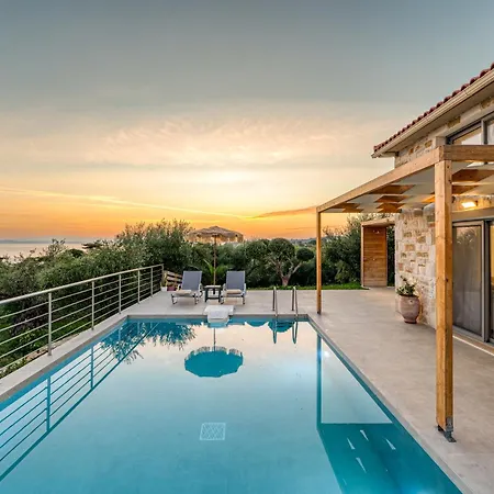 Casa Ferati - With Pool By The Sea With Stunning Sunriseview By Mana Gers