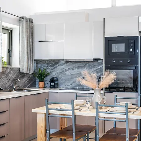 Casa Ferati - With Pool By The Sea With Stunning Sunriseview By Mana Gers Ciliví