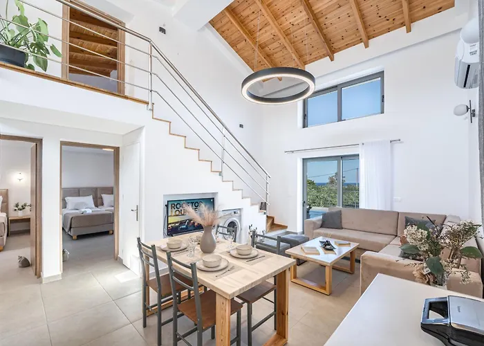 Casa Ferati - With Pool By The Sea With Stunning Sunriseview By Mana Gers Вилла