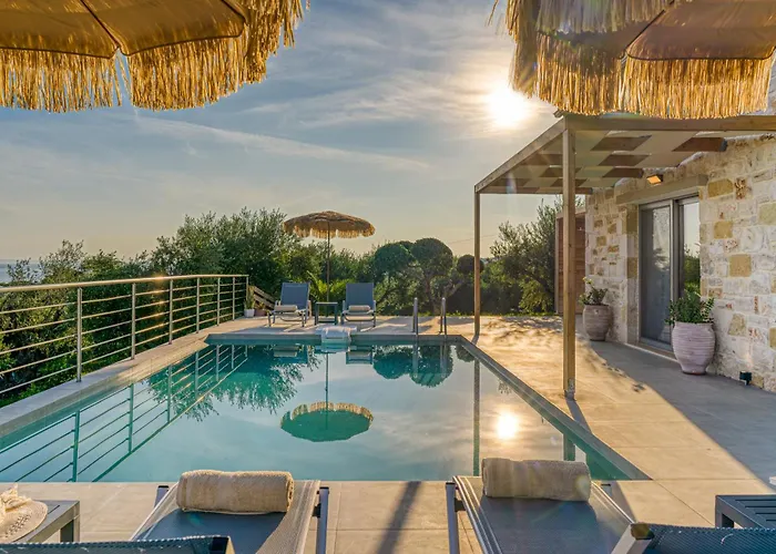 Вилла Casa Ferati - With Pool By The Sea With Stunning Sunriseview By Mana Gers *
