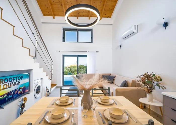 Casa Ferati - With Pool By The Sea With Stunning Sunriseview By Mana Gers Вилла Циливи