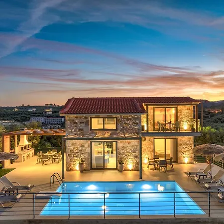 Fellenza - Pool By The Sea With Stunning Sunriseview By Mana Gers Villa *