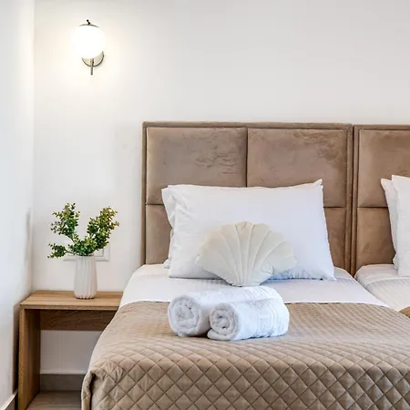 Casa Ferati - With Pool By The Sea With Stunning Sunriseview By Mana Gers *