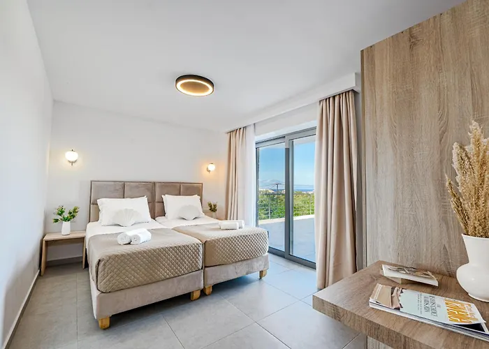Casa Ferati - With Pool By The Sea With Stunning Sunriseview By Mana Gers Vilă *