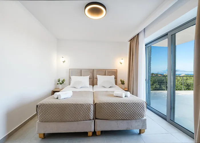 Casa Ferati - With Pool By The Sea With Stunning Sunriseview By Mana Gers Tsilivi (Zakynthos)